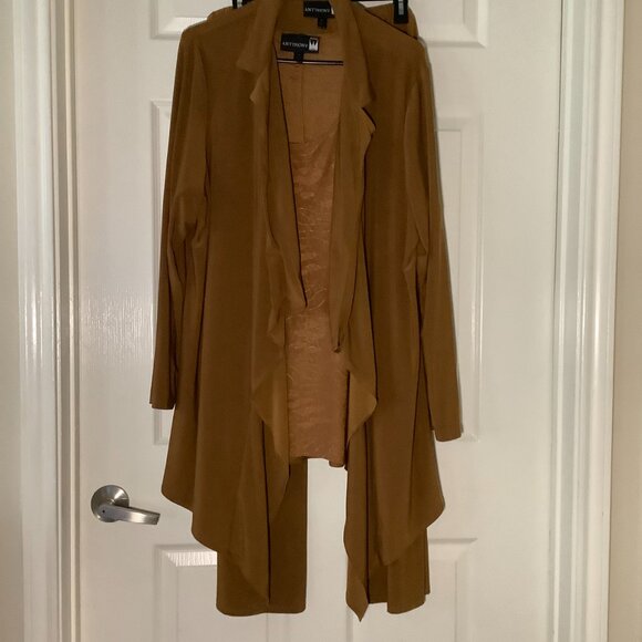 Antthony Original Women 3 Piece pants suit - Picture 14 of 14